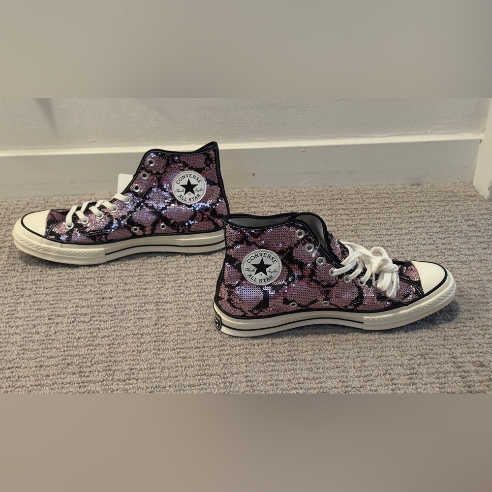 Converse High-Top Sneakers with Pink Snake Pattern - Picture 2 of 3